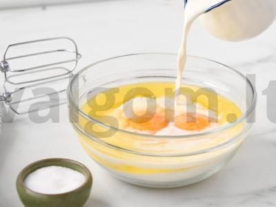 Blynai su kiaušinių įdaru Žingsnis 1