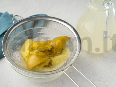 Obuolių kompotas vaikams Žingsnis 4