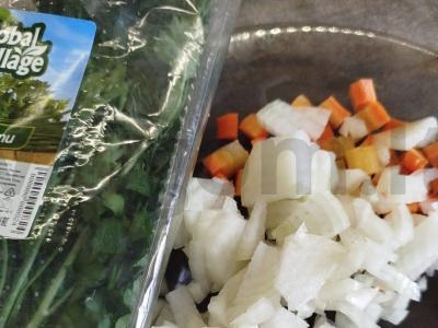 Grybų, vištienos ir daržovių sriuba Žingsnis 4