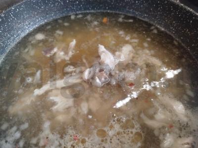 Grybų, vištienos ir daržovių sriuba Žingsnis 9