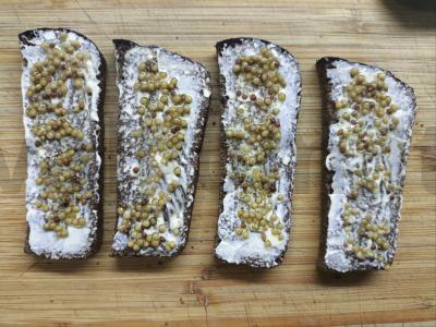 Sumuštiniai su rūkytomis šoninėmis ir džiovintais pomidorais Žingsnis 2