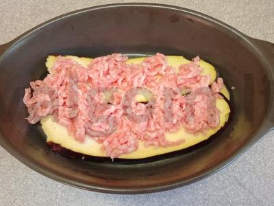 Baklažanų ir kiaulienos faršo apkepas Žingsnis 2