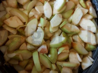 Klasikinė šarlotė su obuoliais Žingsnis 5