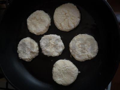 Sūrio blynai su kuskusu Žingsnis 5