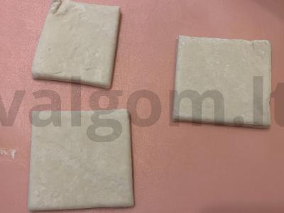 Kibinai su mielinėmis sluoksniuotu tešla, kopūstais ir ryžiais Žingsnis 7