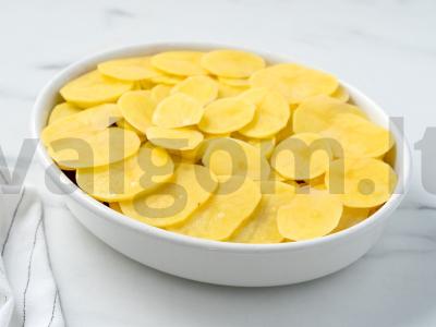 Bulvių, burokėlių ir salierų šaknies apkepas Žingsnis 3