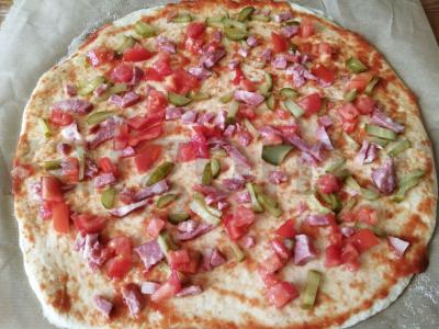 Pica „Asorti“ su grietinėlės-česnako padažu Žingsnis 7