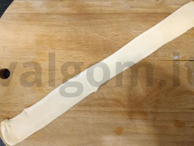 Dešrelės tešloje „Naminės“ Žingsnis 1