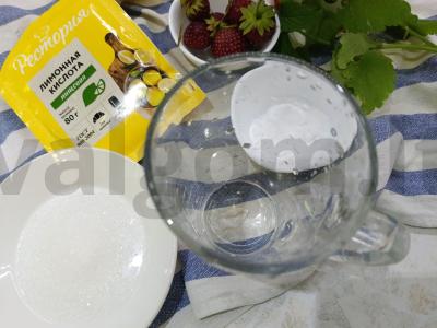 Braškinių-citrinų mohitas Žingsnis 2