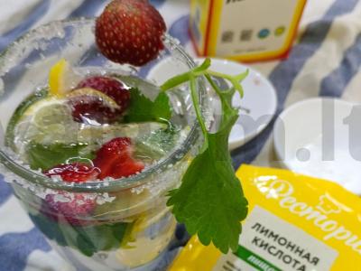 Braškinių-citrinų mohitas Žingsnis 11