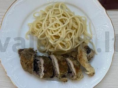 Mėsos ritinėliai su grybais ir sūriu pagrindine nuotrauka