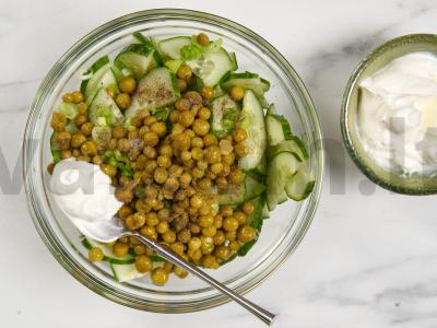 Salotos su agurkais ir žirneliais Žingsnis 5