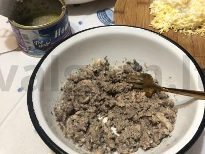 Tostai su ivasi ant juodos duonos Žingsnis 4