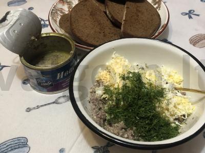 Tostai su ivasi ant juodos duonos Žingsnis 5