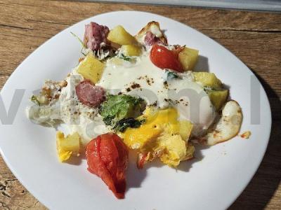 Skani ir sočia pusryčių patiekalas su kiaušiniu Žingsnis 4