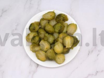 Briuselio kopūstai su krevetėmis ir parmezanu Žingsnis 3