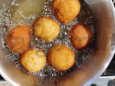 Greitieji varškės spurgos Žingsnis 8