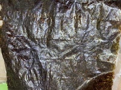 Rulonai su krabų lazdelėmis ir varškės sūriu Žingsnis 1