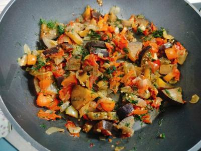 Avinžirnis su baklažanu ir paprikomis Žingsnis 5