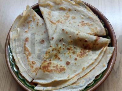 Pankūkos su pienu ir cinamonu pagrindine nuotrauka