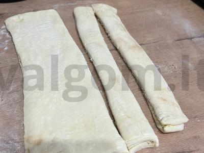 Cinamono bandelė su kremu Žingsnis 4