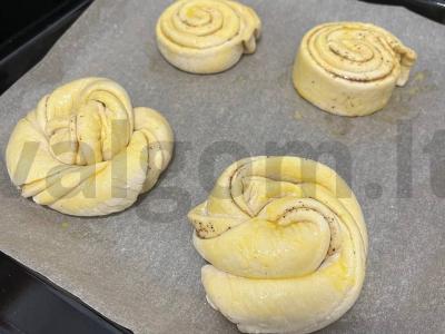 Cinamono bandelė su kremu Žingsnis 5