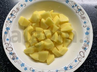 Borsčas su pomidorais ir kiaulienos šonkauliais Žingsnis 2