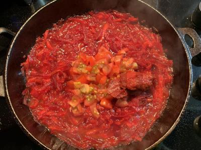 Borsčas su pomidorais ir kiaulienos šonkauliais Žingsnis 8