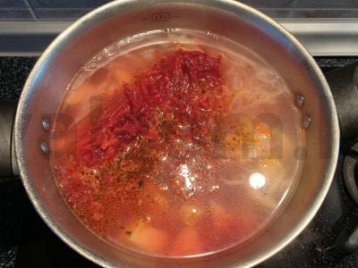 Borsčas su pomidorais ir kiaulienos šonkauliais Žingsnis 11