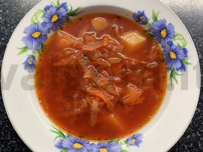 Borsčas su pomidorais ir kiaulienos šonkauliais pagrindine nuotrauka