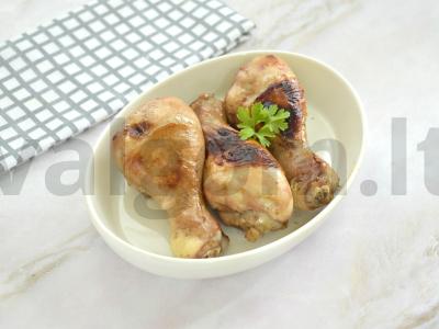 Vištienos blauzdelės česnako-sojų marinate orkaitėje pagrindine nuotrauka