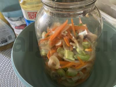 Karpių he su daržovėmis ir saulėgrąžų aliejumi Žingsnis 7