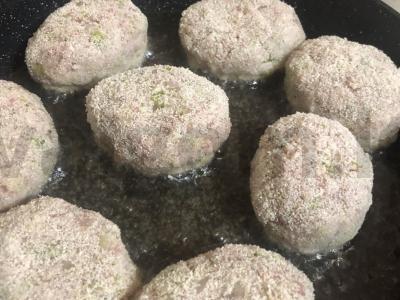 Mėsos kotletai su brokoliais Žingsnis 9