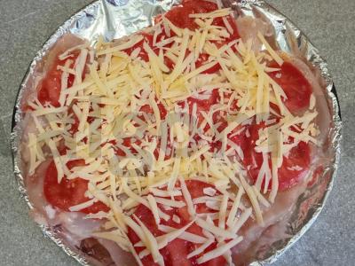 Vištienos krūtinėlė, kepta po sūriu ir džiovintu krapu Žingsnis 4