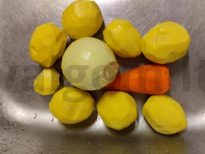 Pomidorų sriuba su kalakutiena ir mini pievagrybiais Žingsnis 2