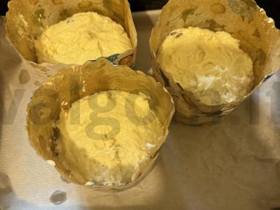 Varškės kulichas su razinomis ir vaniliniu cukrumi Žingsnis 6