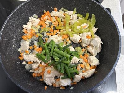 Bulguras su kalakutiena ir daržovėmis Žingsnis 6