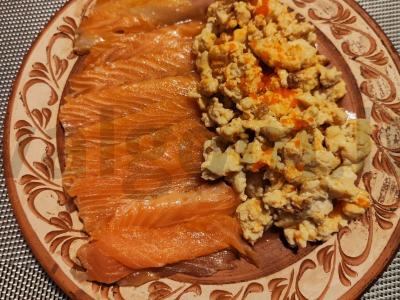 Kiaušiniai su tobiko pagrindine nuotrauka