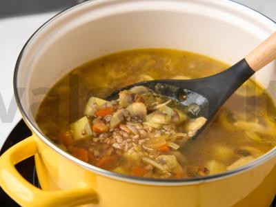 Grikių sriuba be mėsos Žingsnis 4