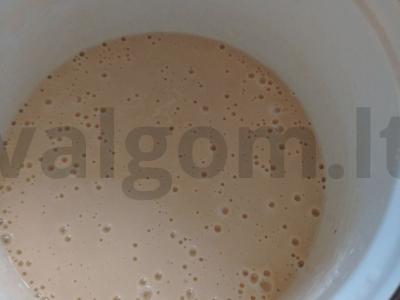 Kepiniai sotūs blynai su vištienos kumpiu ir sūriu Žingsnis 3