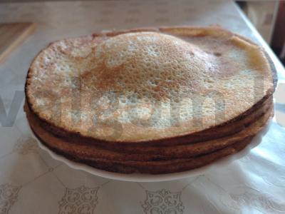 Kepiniai sotūs blynai su vištienos kumpiu ir sūriu Žingsnis 8