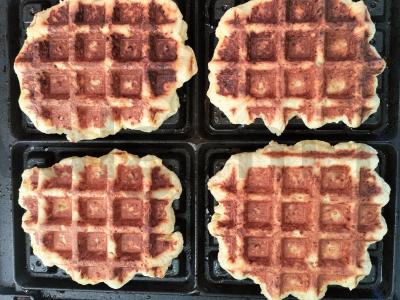 Varškės vafliai su citrusų žievele Žingsnis 6