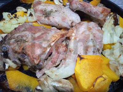 Kiaulienos šonkauliai mandarinų marinate, kepti su moliūgu, pievagrybiais ir žiediniais kopūstais Žingsnis 7