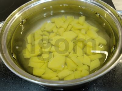 Sriuba su grikių kruopomis ir kepenėlėmis pietums Žingsnis 1