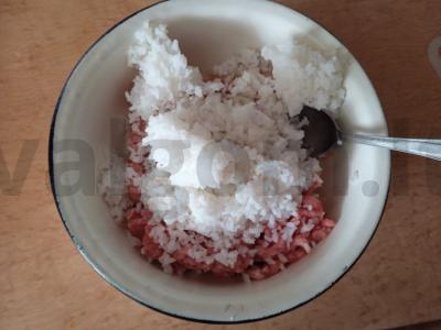 Paprikos su naminiu faršu ir žolelėmis Žingsnis 2