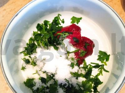 Paprikos su naminiu faršu ir žolelėmis Žingsnis 6