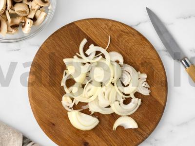 Farfalle su vištiena ir grybais Žingsnis 2