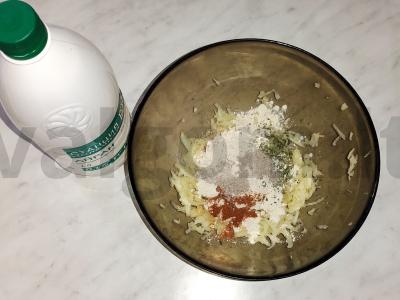 Cukinijų blynai su ayranu Žingsnis 2