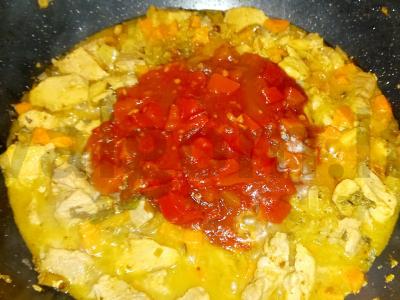 Laghman su kiauliena, lečo ir prieskoniais Žingsnis 5