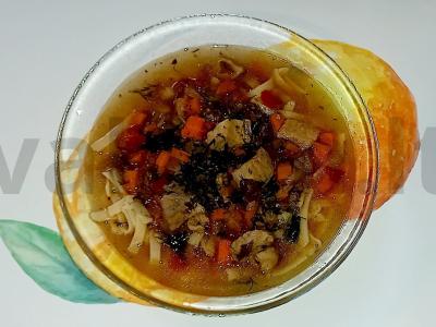 Laghman su kiauliena, lečo ir prieskoniais pagrindine nuotrauka